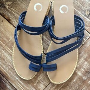 Chinese Laundry Blue Sandals Minimalist Design